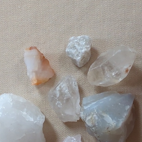 Collection of Nine Crystals - Picture 4 of 4
